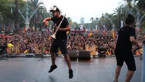 Concierto en el paseo Lluís Companys de Barcelona durante la Diada 2018