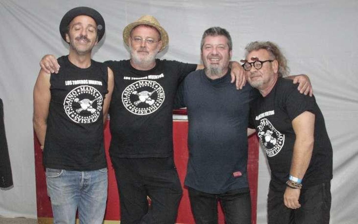 Los Toreros Muertos, en vivo