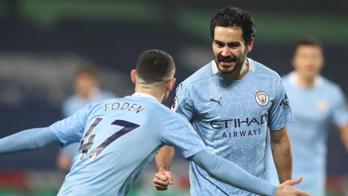 Gündogan celebra su gol al West Brom