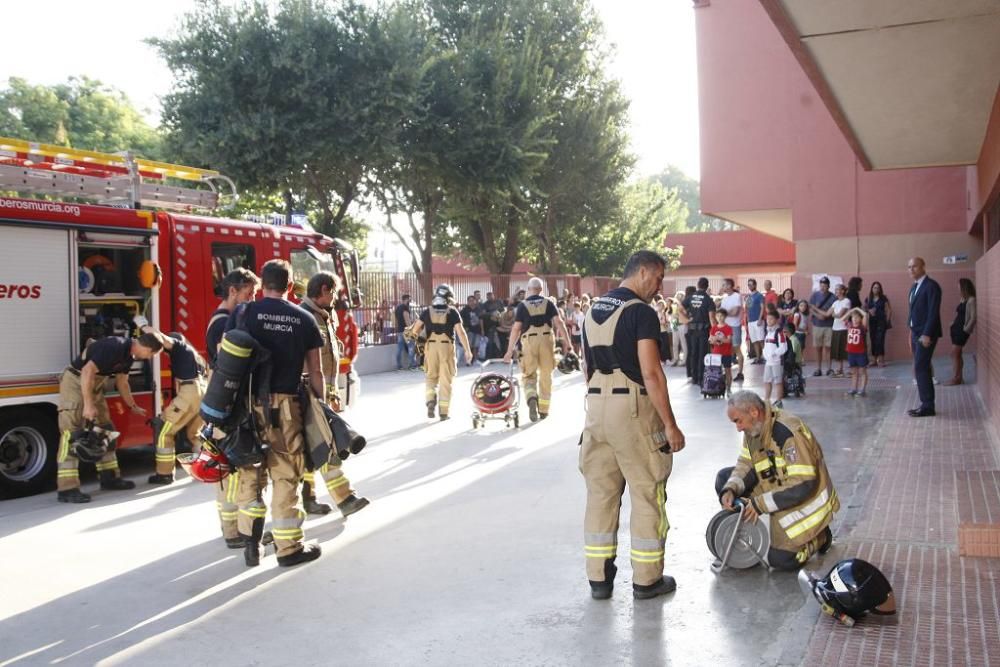 Susto en el colegio de Santa María de Gracia por un incendio en la despensa