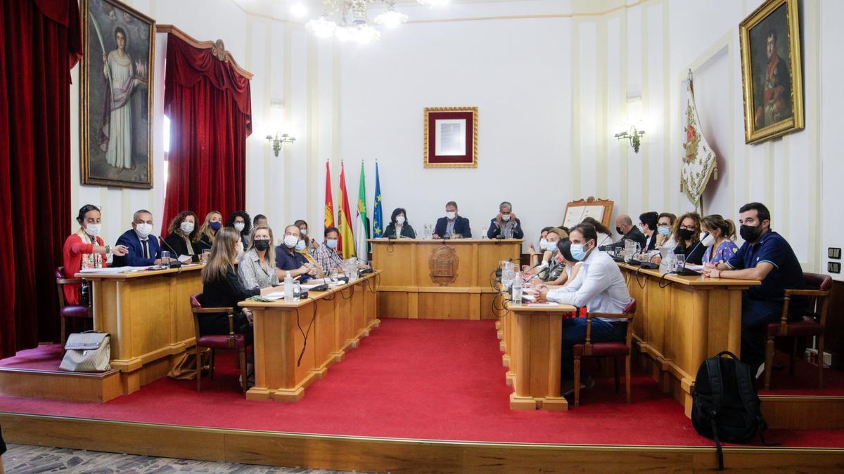 Un momento del pleno municipal celebrado ayer en el ayuntamiento.