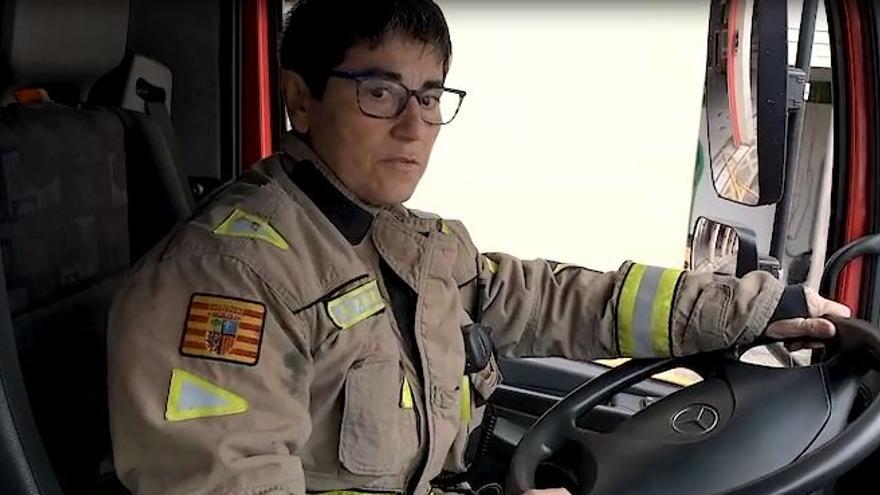 La primera mujer que condujo los camiones de los Bomberos de Zaragoza