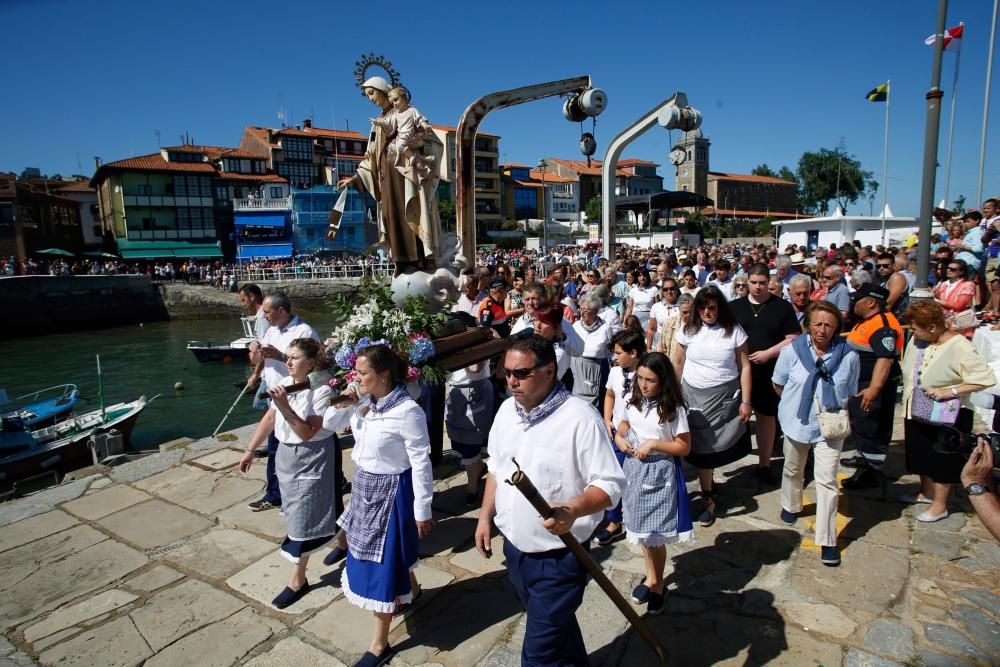 Misa y procesión del Carmen en Luanco