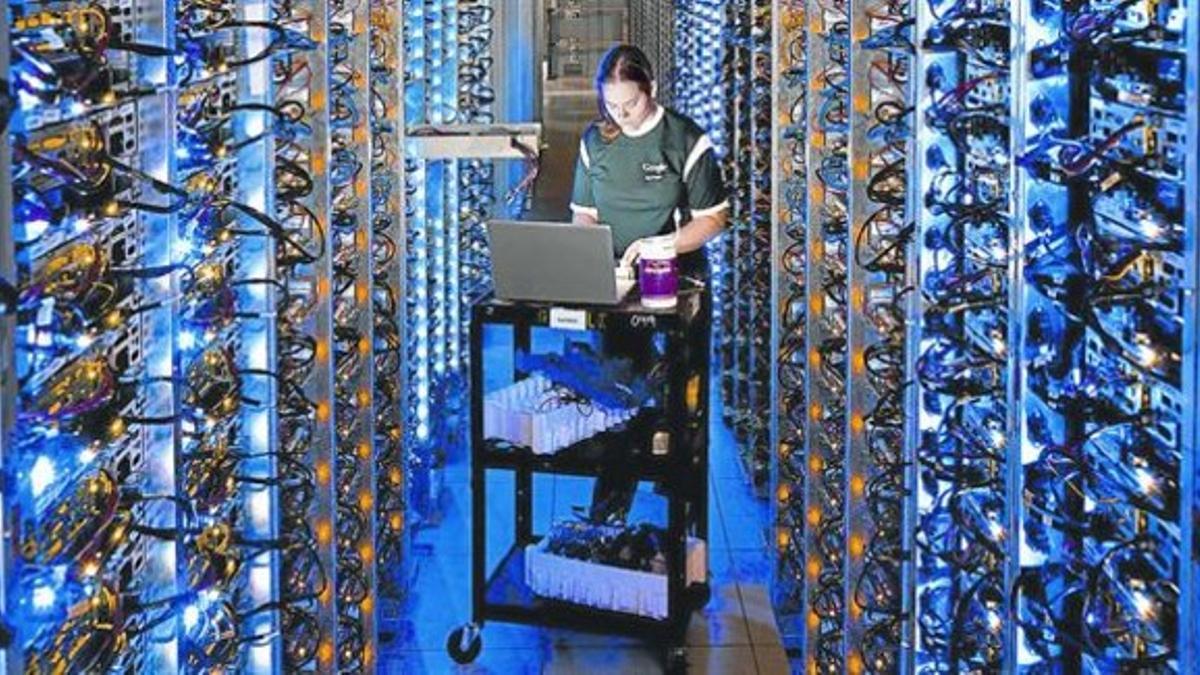 Un centro de almacenamiento y procesamiento de datos de Google, en Oregón (EEUU).