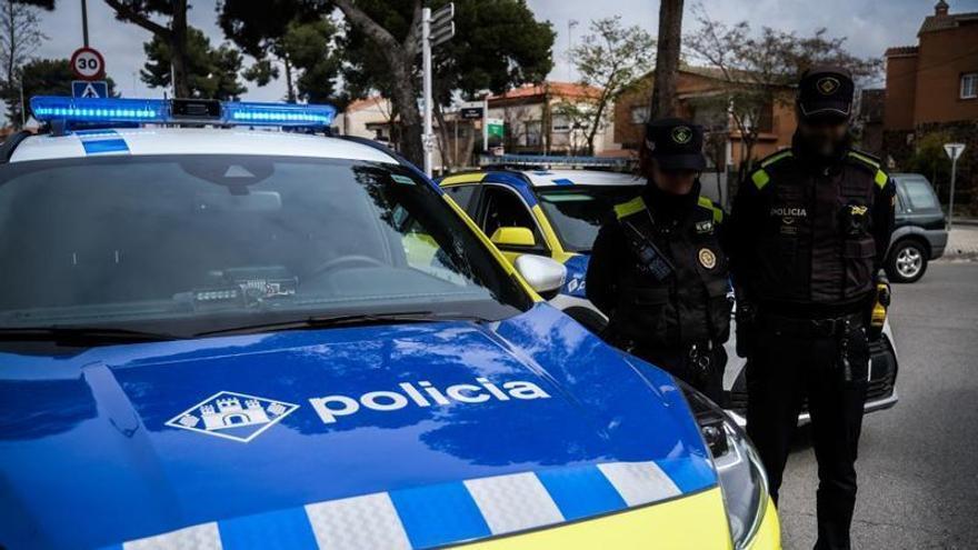 La fiscalia demana cinc anys per a  un policia  de Barberà