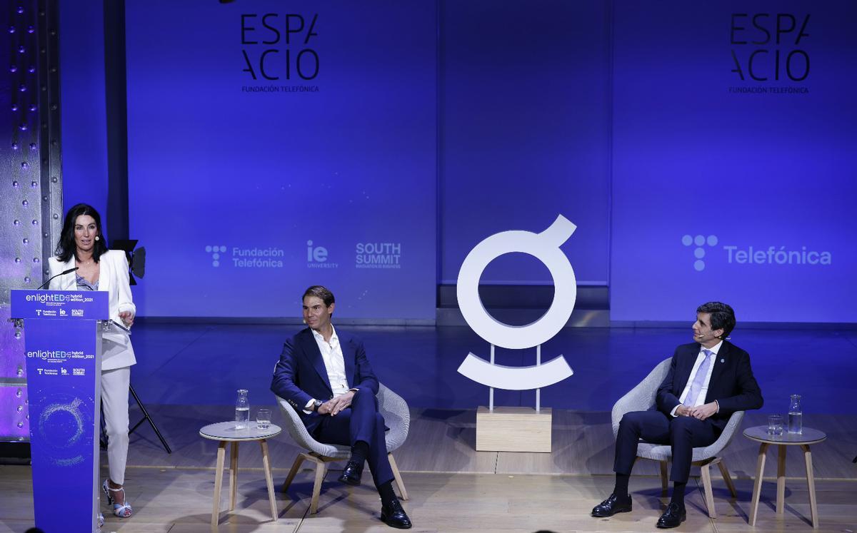 Telefónica invertirà 100 milions a convertir la seva seu corporativa en un ‘hub’ mundial d’innovació Telefónica invertirà 100 milions a convertir la seva seu corporativa en un ‘hub’ mundial d’innovació