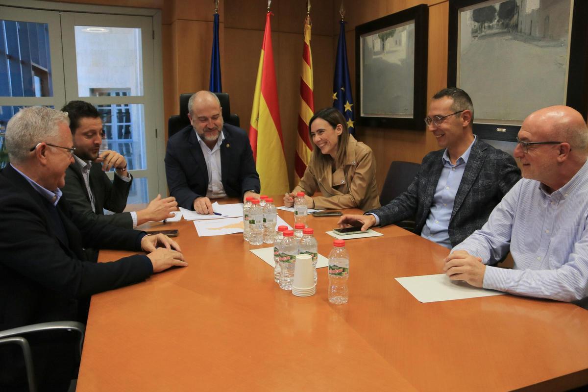 Els alcaldes de la futura àrea metropolitana del Camp de Tarragona demanen «acabar amb la visió barcelonacentrista»