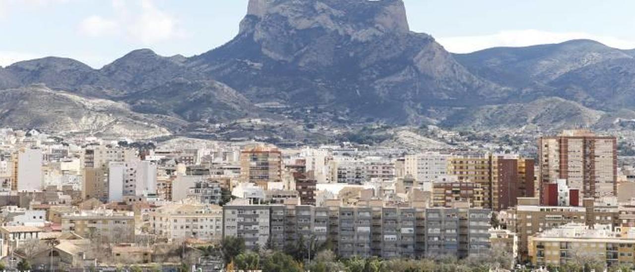La pérdida de población y empleo mantiene a Elda con la vivienda más barata de España