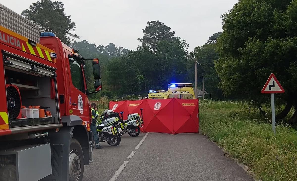 Dispositivo de atención al ciclista herido en Valga.