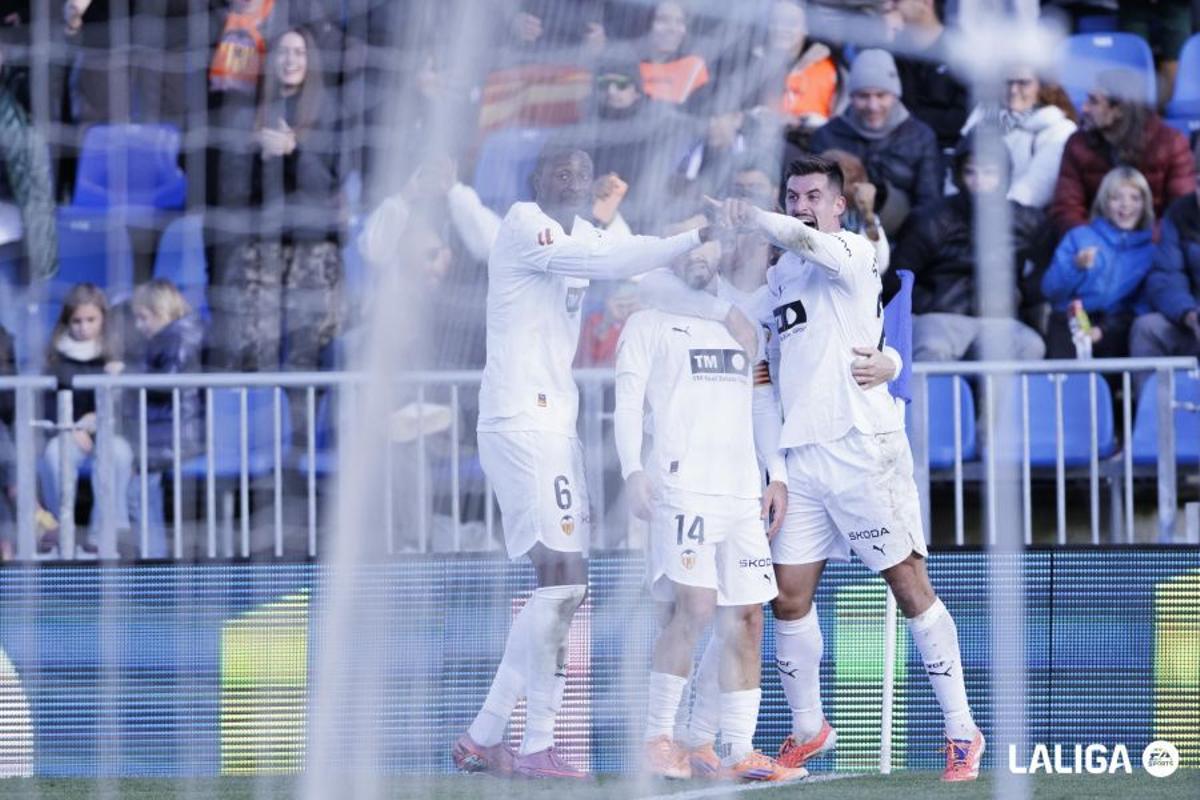Gayà celebra el gol