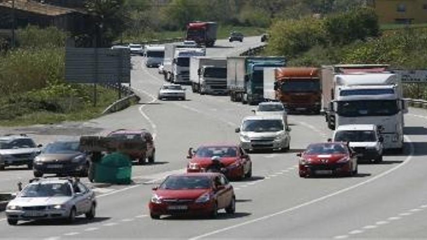 Més conductors trien la N-II per no pagar a l&#039;autopista