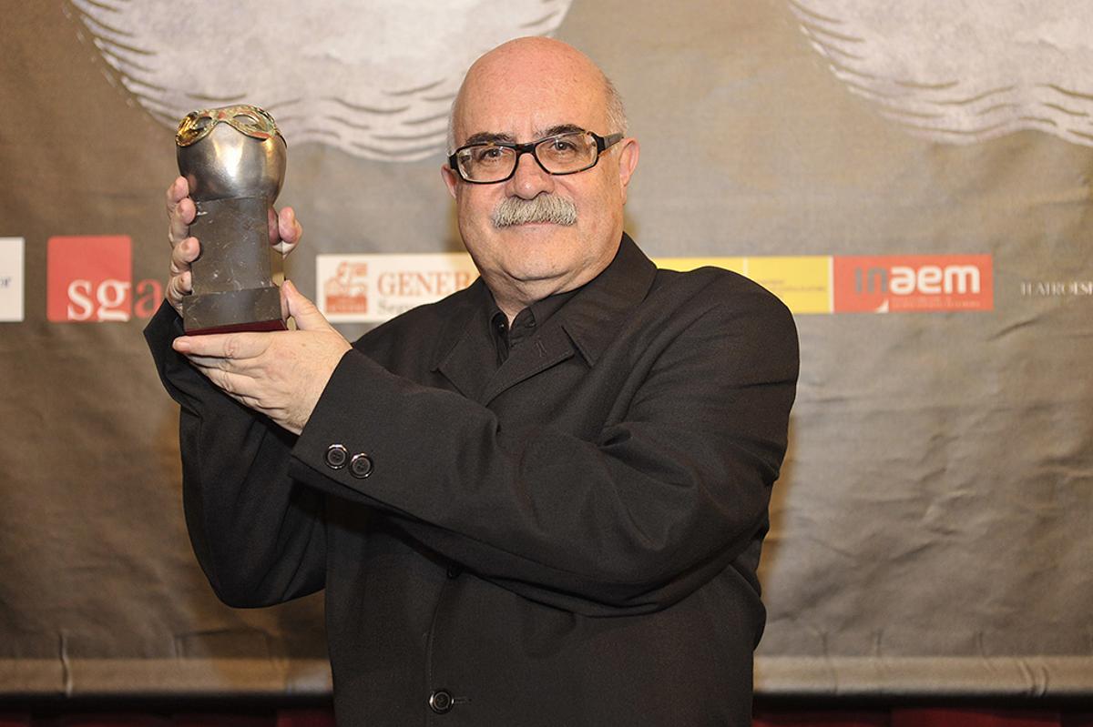 Guillermo Heras, recogiendo el Premio Max Nuevas Tendencias otorgado en 2013 a la Muestra de Autores de Alicante.