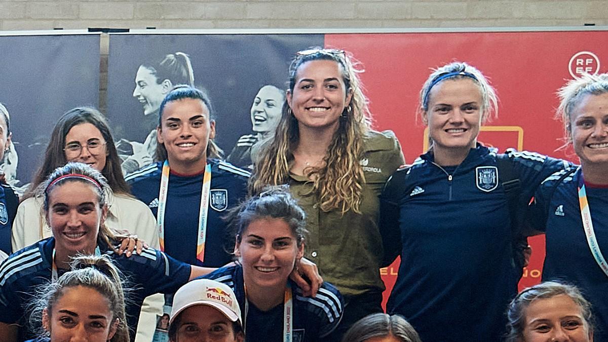 Visita a la selección femenina