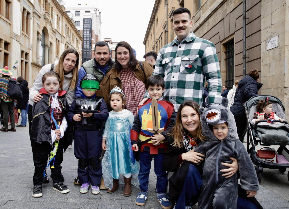 El desfile infantil de Antroxu por las calles de Gijón, en imágenes