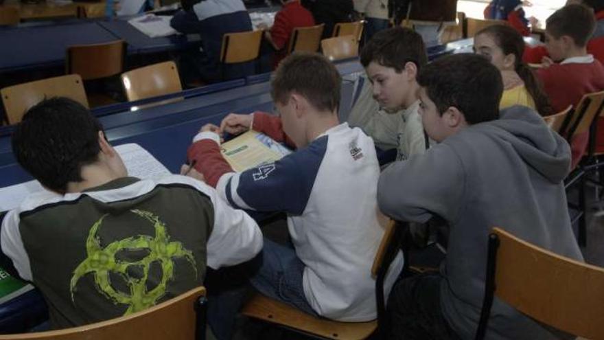 Alumnos en un aula de un instituto de Oleiros. / víctor echave