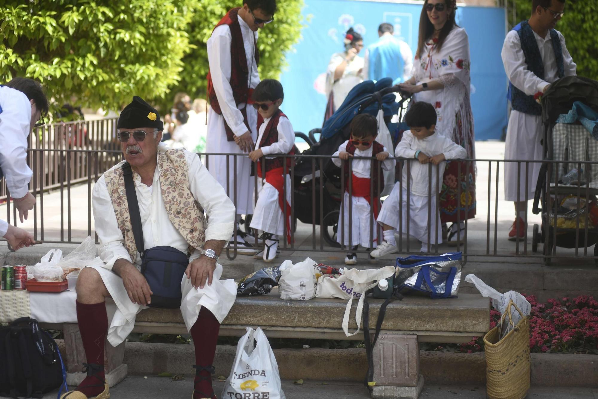 Ambiente en las calles del centro de Murcia durante el Bando de la Huerta (II)