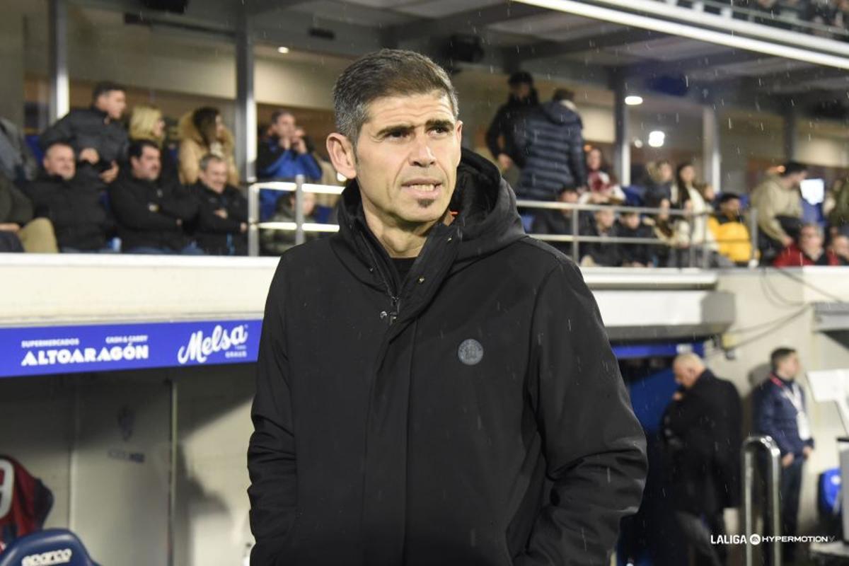 Antonio Hidalgo, en un partido con el Huesca.
