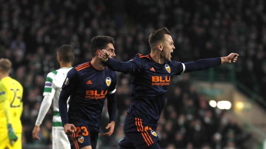 Denis Cheryshev celebra el primer gol del Valencia CF el pasado jueves ante el Celtic en la Liga Europa.