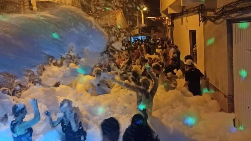 El barrio de Los Metales coge el testigo festivo en el Port de Sagunt