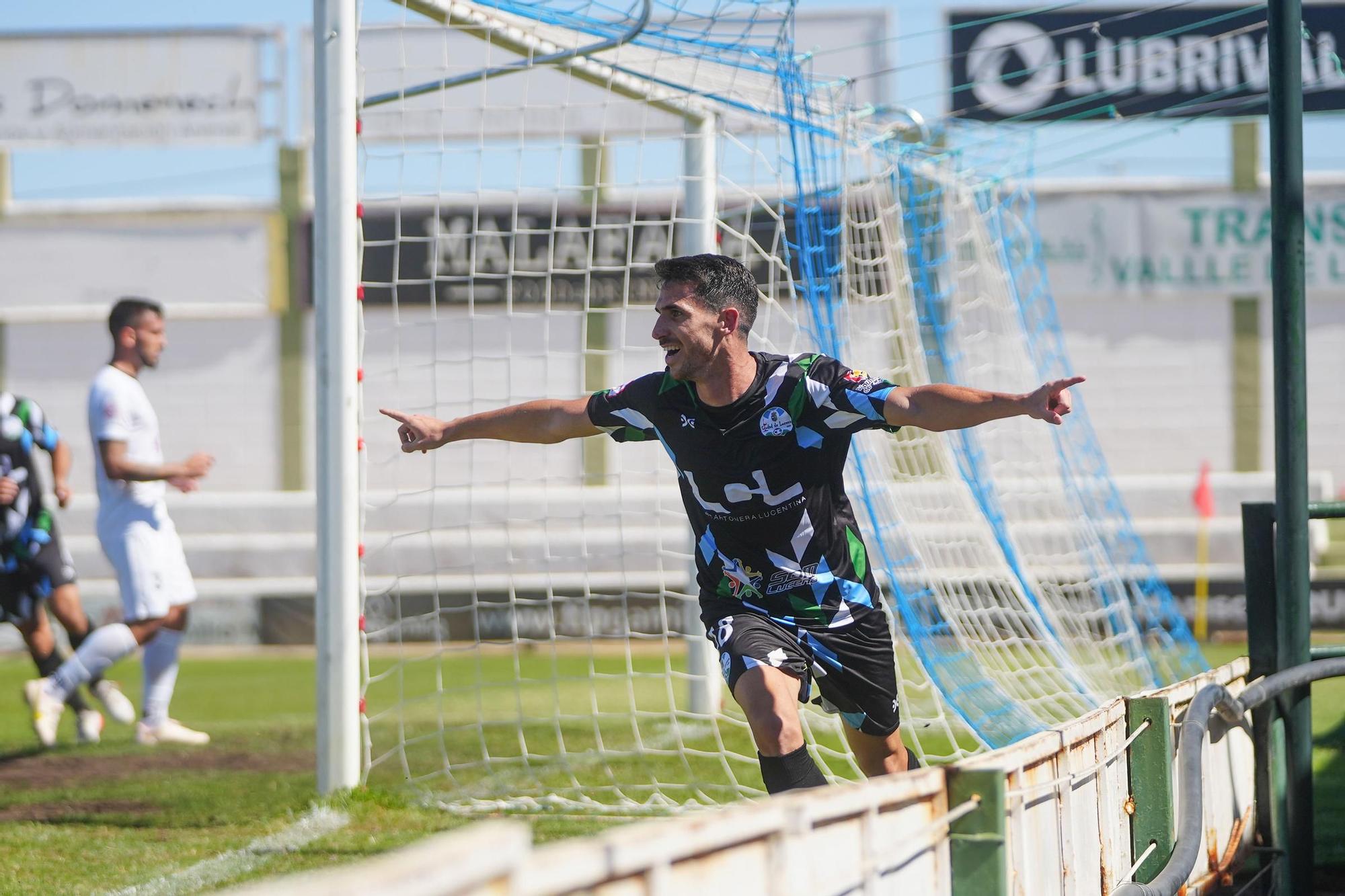 Pozoblanco-Ciudad de Lucena, las imágenes del partido en el Eleuterio Olmo