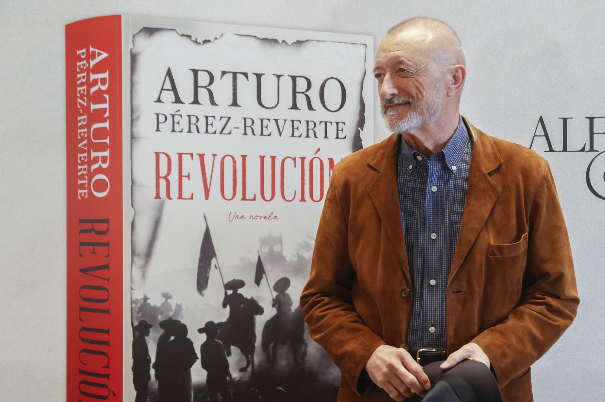 Revolución' de Arturo Pérez-Reverte