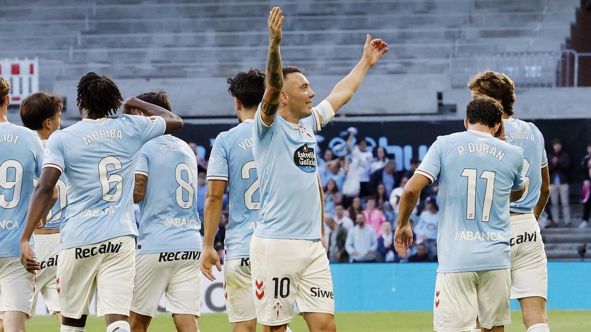 Caballero anuncia que la grada de Tribuna de Balaídos llevará el nombre de Aspas: «El jugador más referente en la historia del Celta»