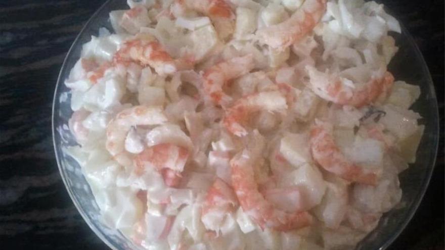 Cómo elaborar una nutritiva ensaladilla de sepia y gambas