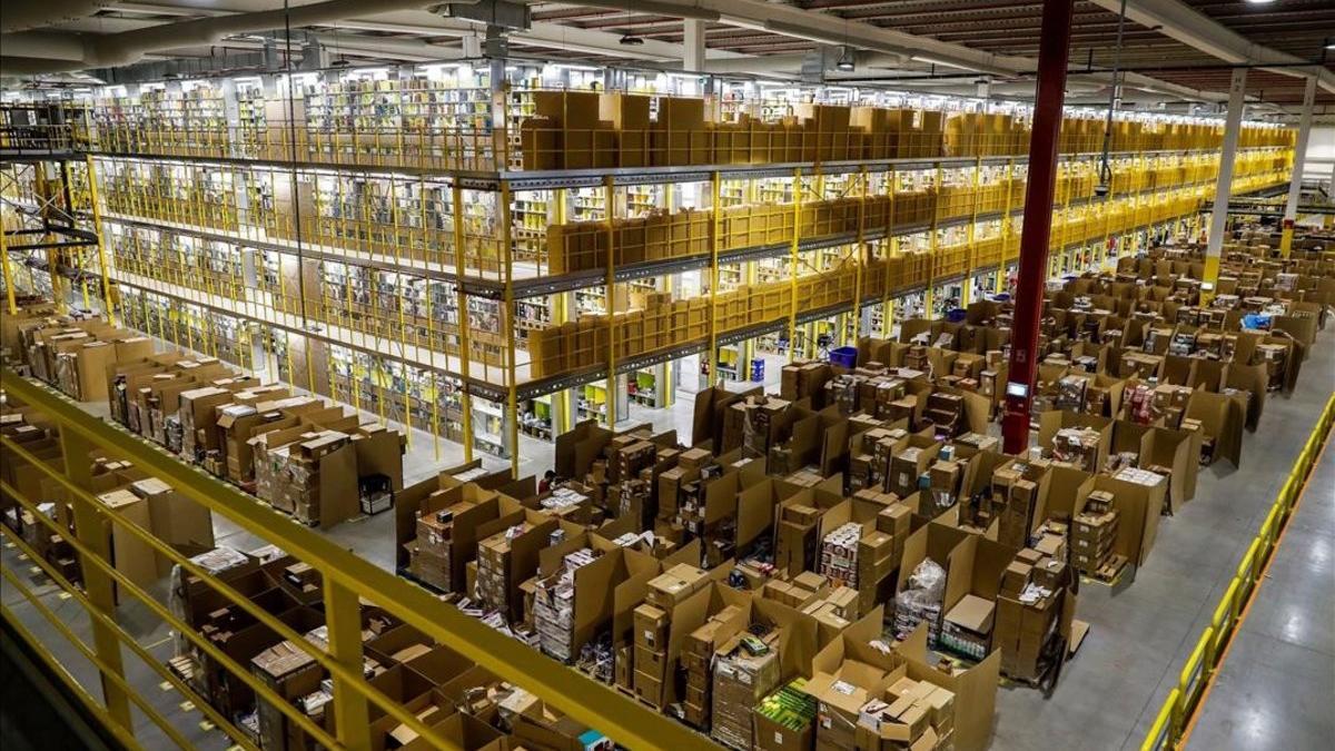 Nave de distribución de Amazon en Torrejón de Ardoz