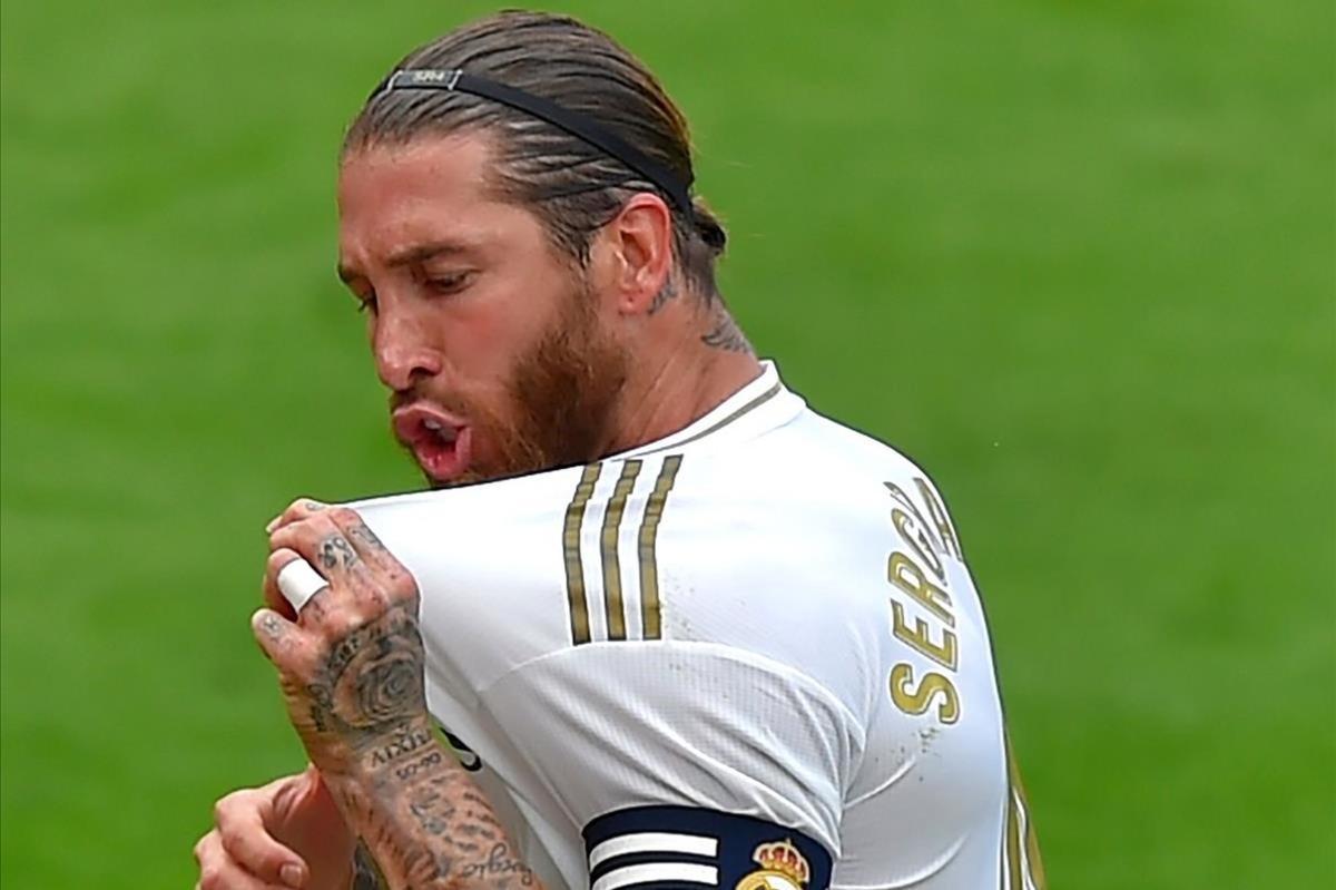 zentauroepp54004616 real madrid s spanish defender sergio ramos celebrates after200705155359