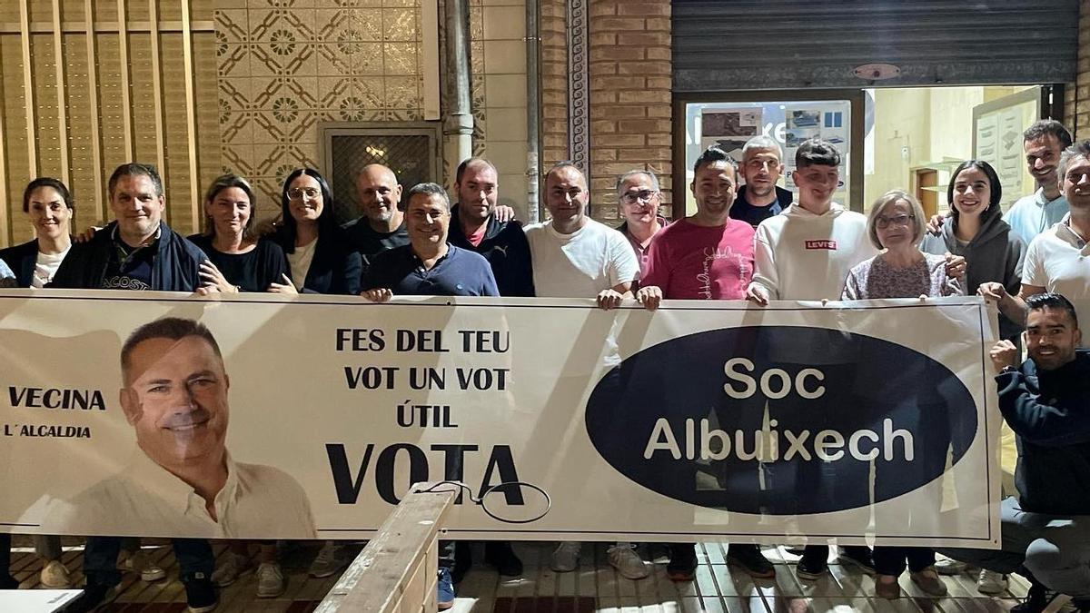 Candidatura Soc Albuixech tras la noche electoral