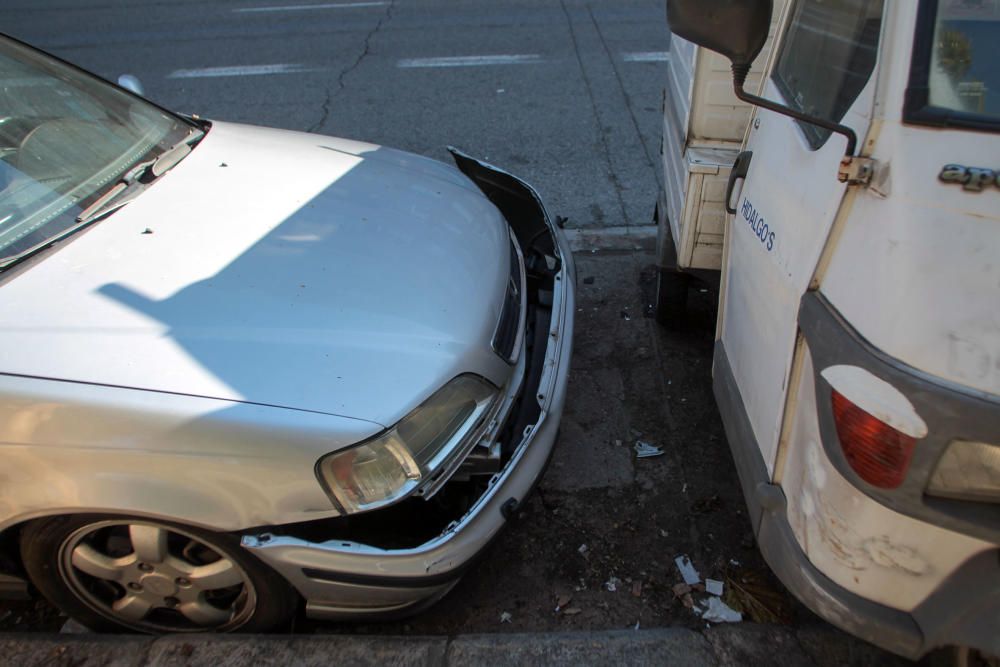 Fotos: Muere un motorista en un accidente de tráfico en Valencia