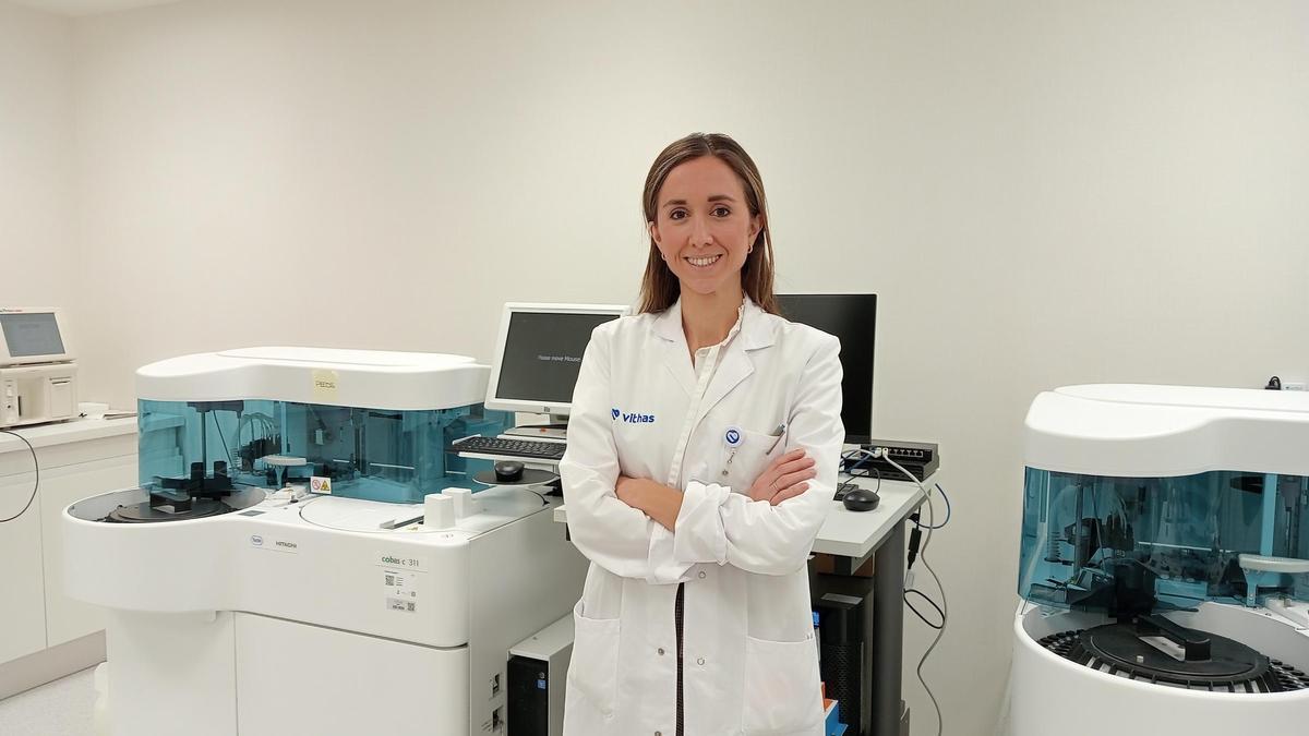Dra. Ana Láinez en el laboratorio.