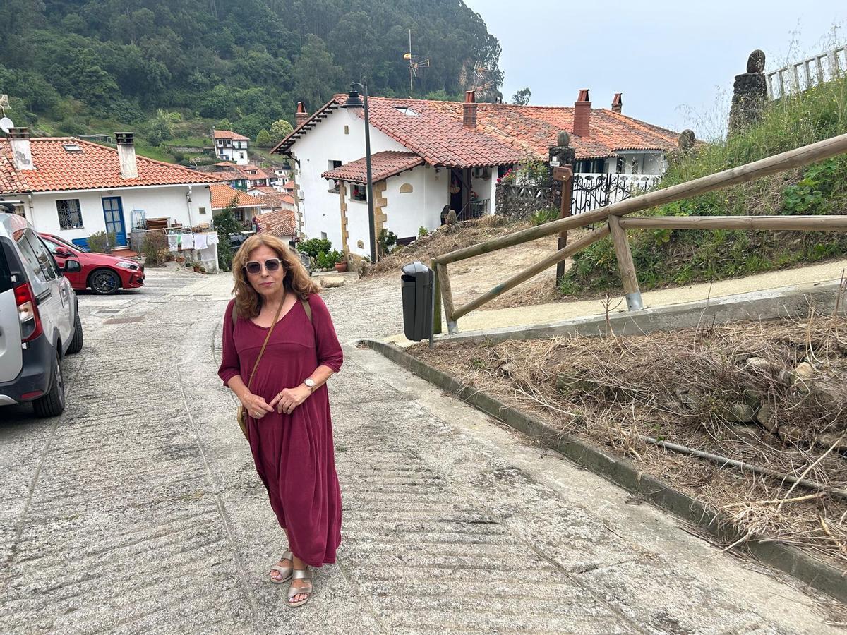 EN IMÁGENES: Valoraciones en Tazones del nuevo aparcamiento de pago y las cámaras para regular el acceso al casco histórico