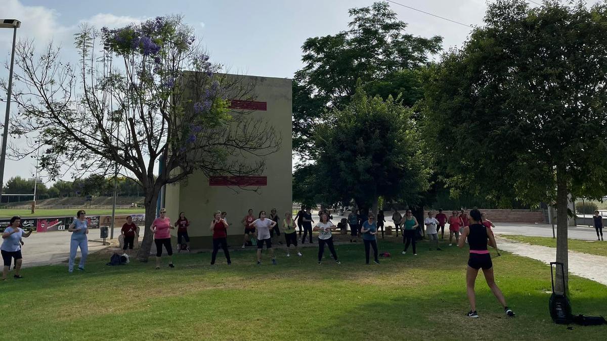 Programa de actividad física en el polideportivo de Tulell