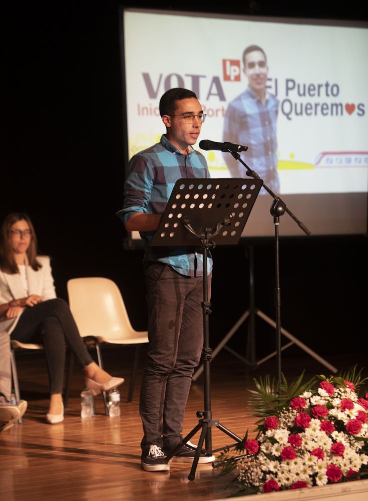 Acto de campaña de Iniciativa Porteña en el Teatro de Begoña del Puerto de Sagunto