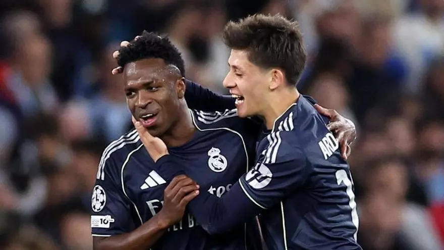 Resumen, goles y highlights del Manchester City 1 - 2  Real Madrid de la vuelta de octavos de final de la Champions