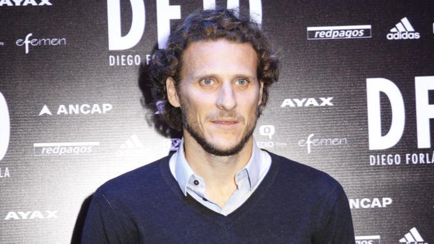 Forlán desvela la llamada del Levante UD