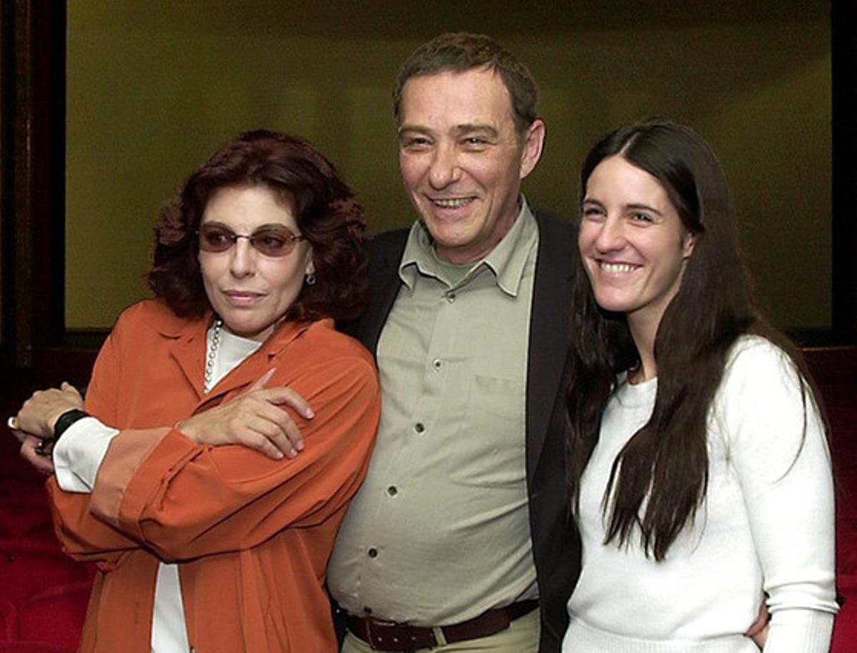 Charo López, Héctor Colomé i Natalia Garrido, a Pamplona, on van representar ’Los puentes de Madison’ el 2002.