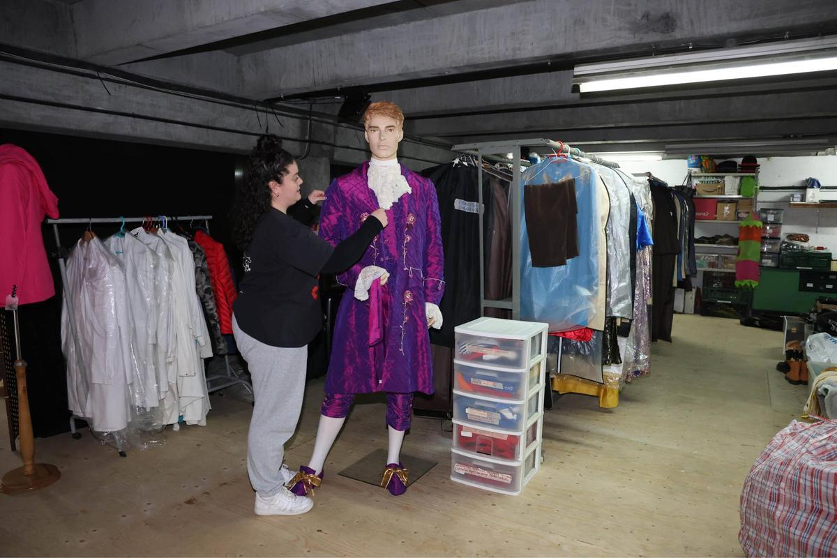 Las compañías de artes escénicas Troula y Barafunda se mudan a un «Ghalpón» cultural