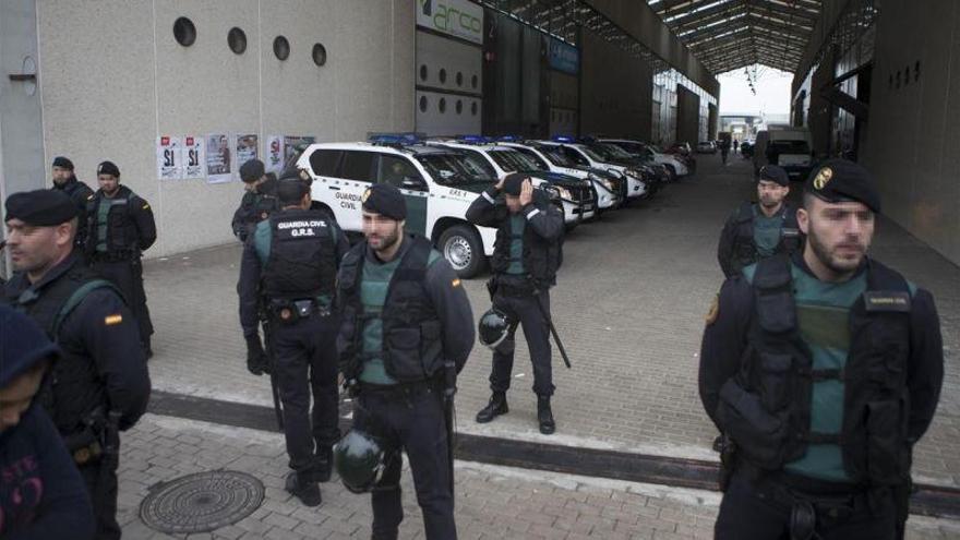 La Guardia Civil registra la sede de Unipost en L&#039;Hospitalet