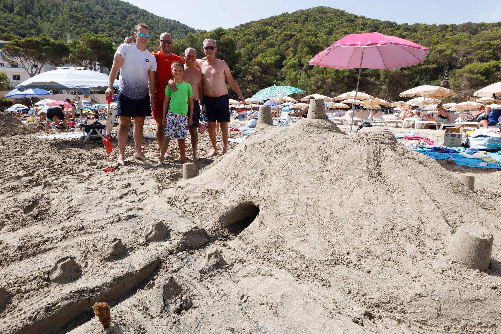 Concurso de castillo de arena en Santa Eulària