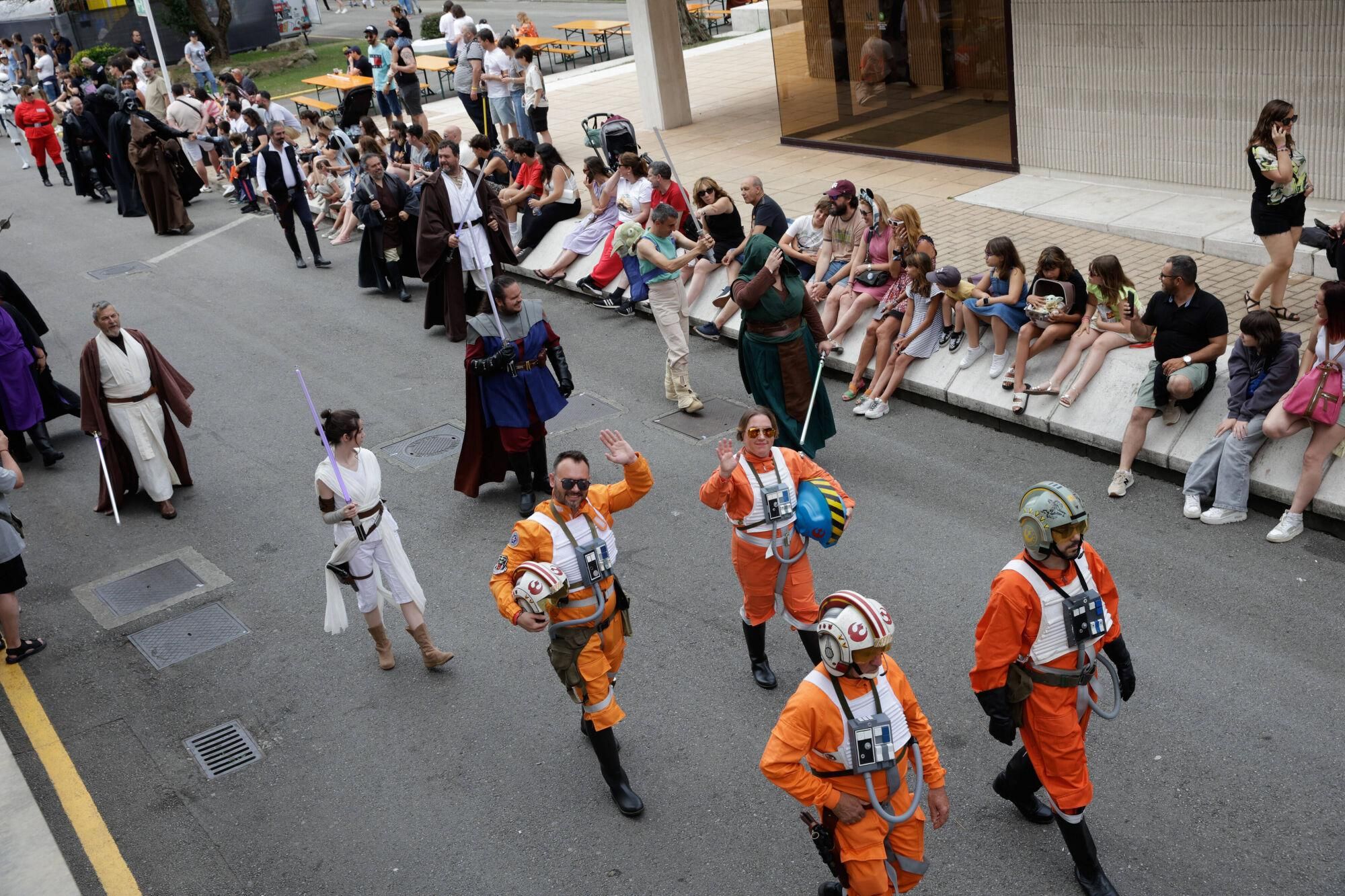 EN IMÁGENES: Desfile de Star Wars en Metropoli