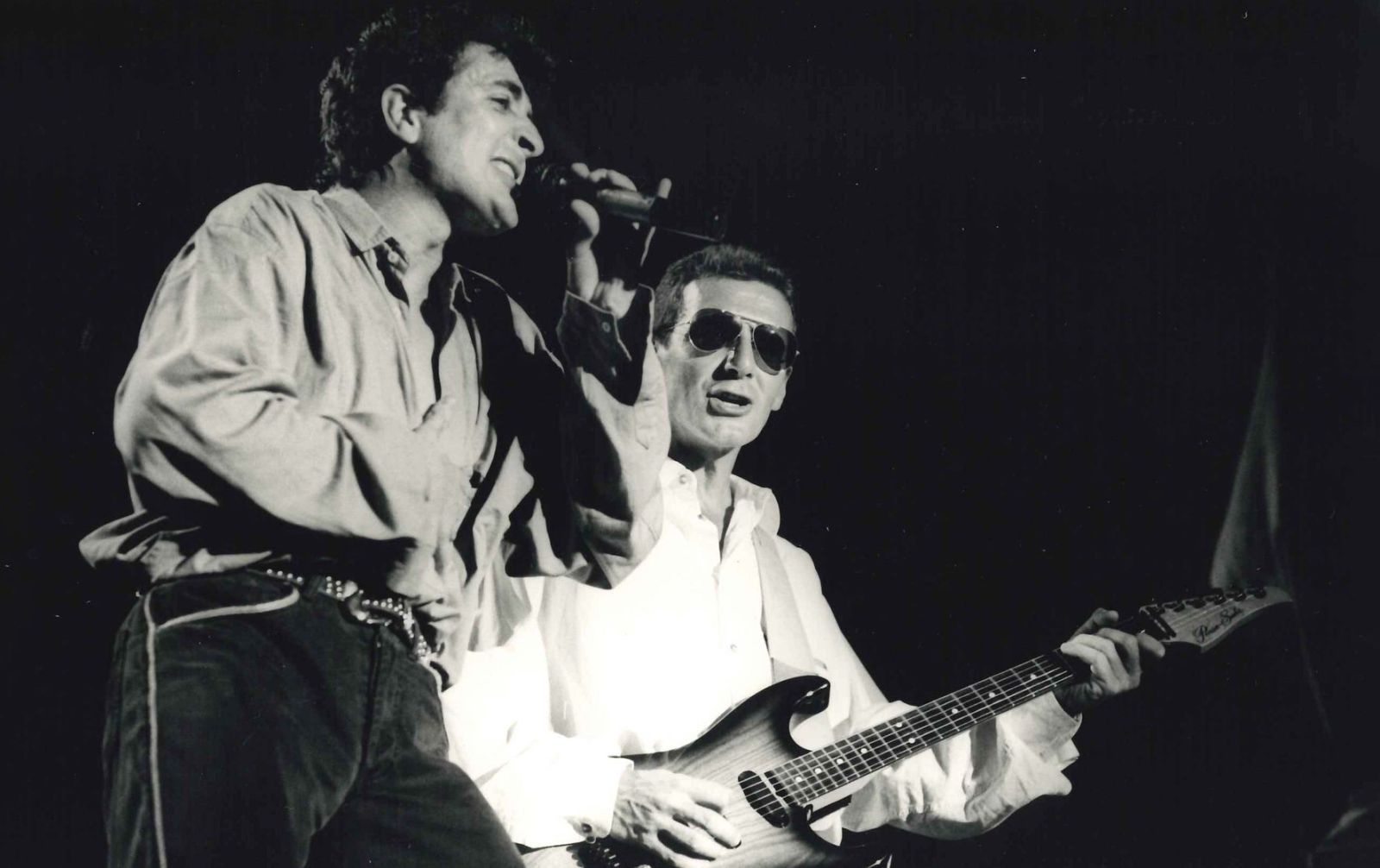 Manolo García y Quimi Portet en dos momentos de su actuación en Ibiza.  
