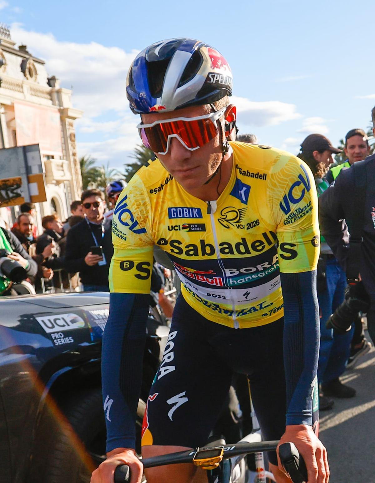Evenepoel se corona en Valencia y Raúl García Pierna gana la última etapa Evenepoel se corona en Valencia y Raúl García Pierna gana la última etapa