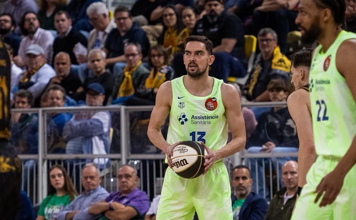 Satoransky y Parker empezaron bien el encuentro pero se diluyeron en la segunda mitad