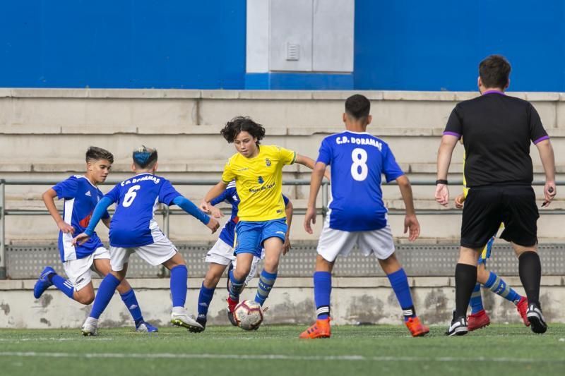 09.03.19. Las Palmas de Gran Canaria. Fútbol base infantil. UD Las Palmas B - Dormas B. Campo Juan Guedes de Tamaraceite.  Foto Quique Curbelo  | 09/03/2019 | Fotógrafo: Quique Curbelo