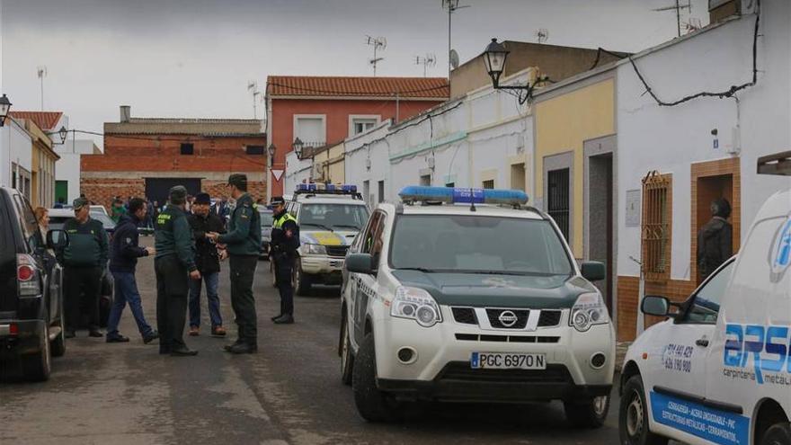 Hallado muerto en Talavera la Real un hombre con un golpe en la cabeza y maniatado