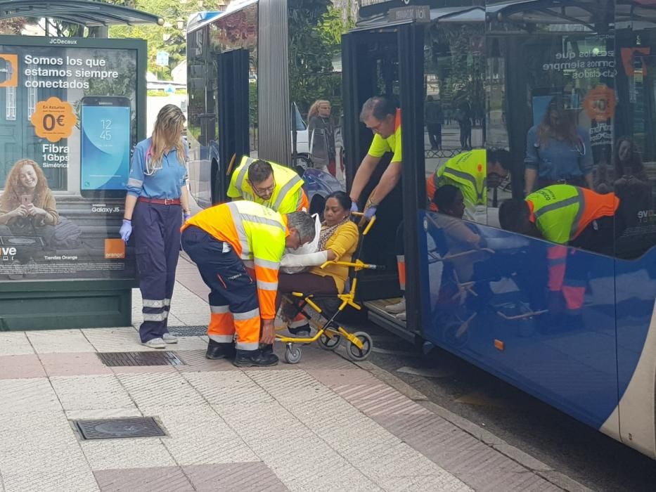 Accidente autobús en Oviedo