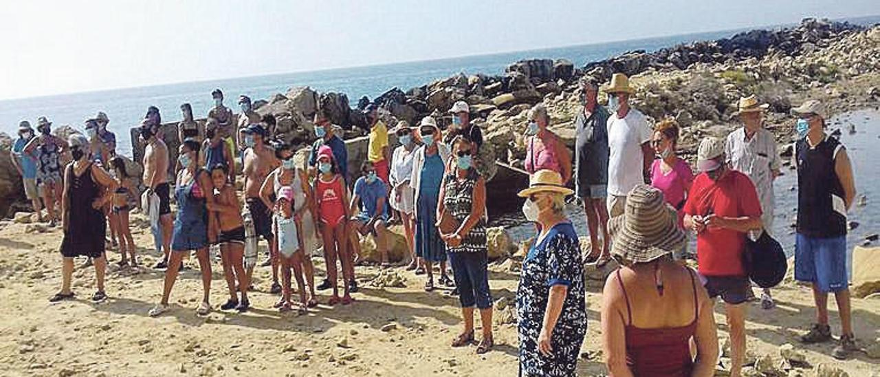 Cala Baeza Protesta contra la contaminación