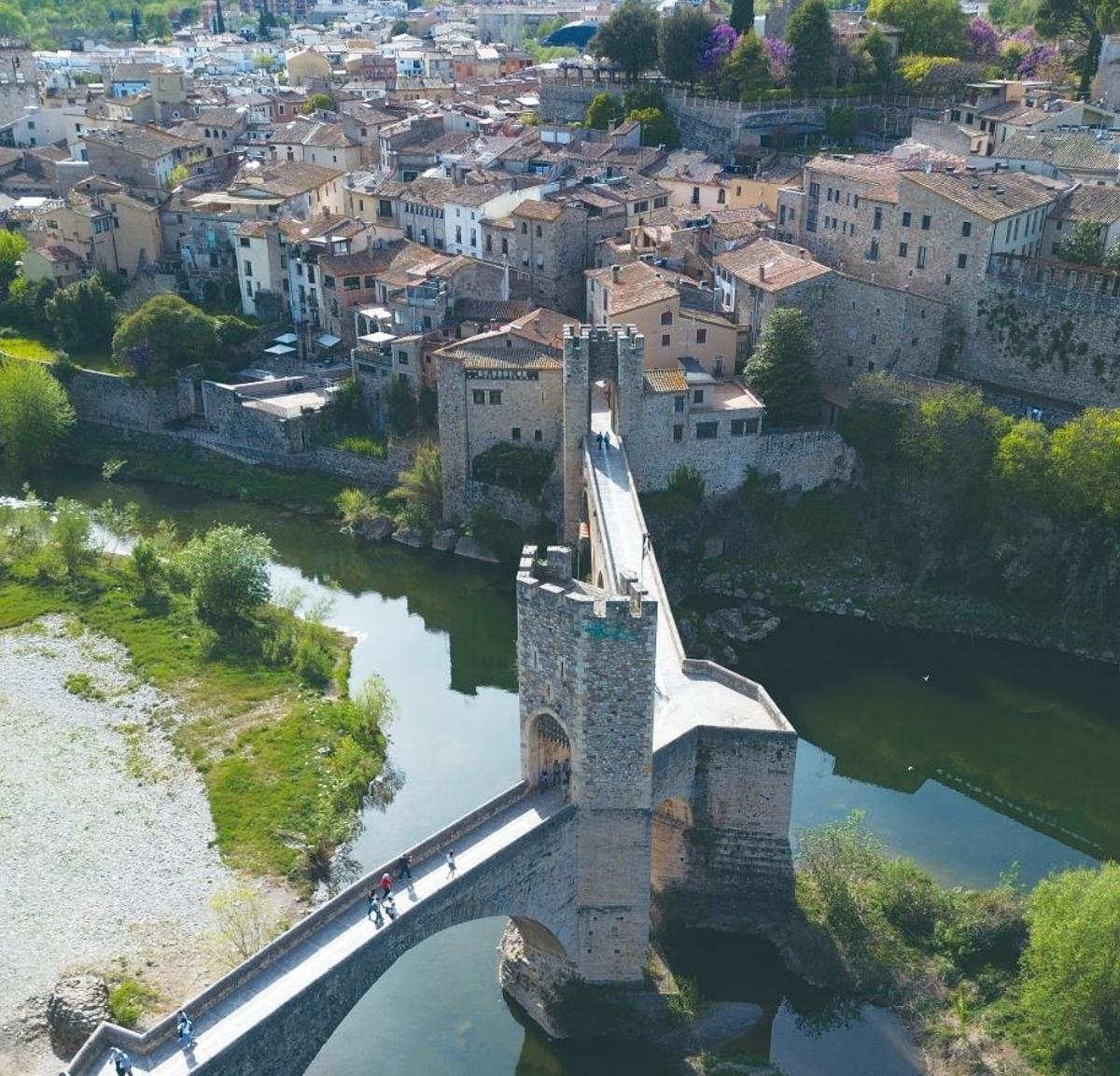 Puente de Besalú.